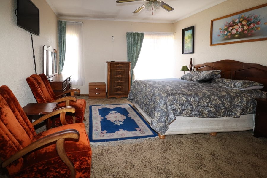 2 Bedroom Property for Sale in Oudorp North West